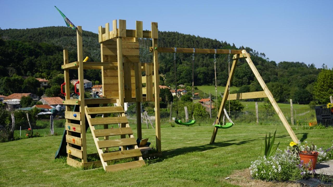 Casa Madrazo Con Piscina Y Parrillas Praves Eksteriør billede