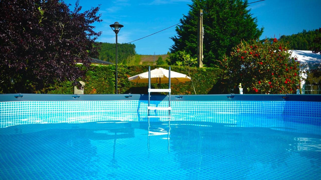 Casa Madrazo Con Piscina Y Parrillas Praves Eksteriør billede
