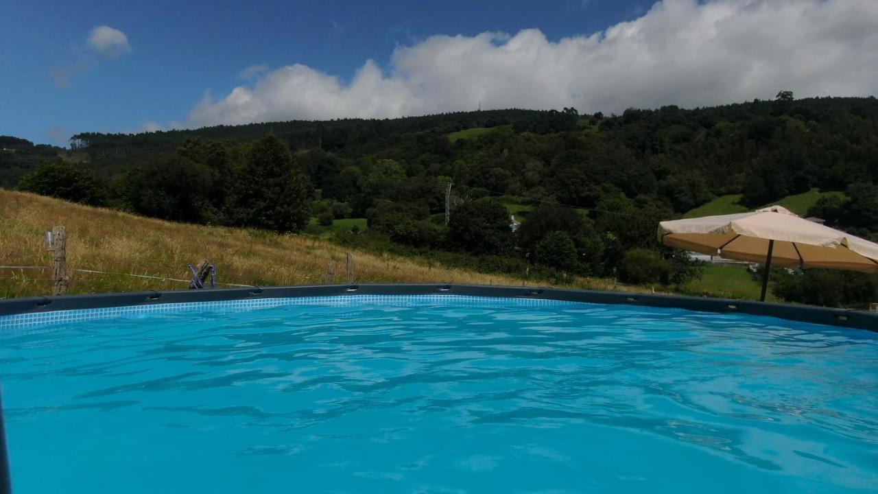 Casa Madrazo Con Piscina Y Parrillas Praves Eksteriør billede
