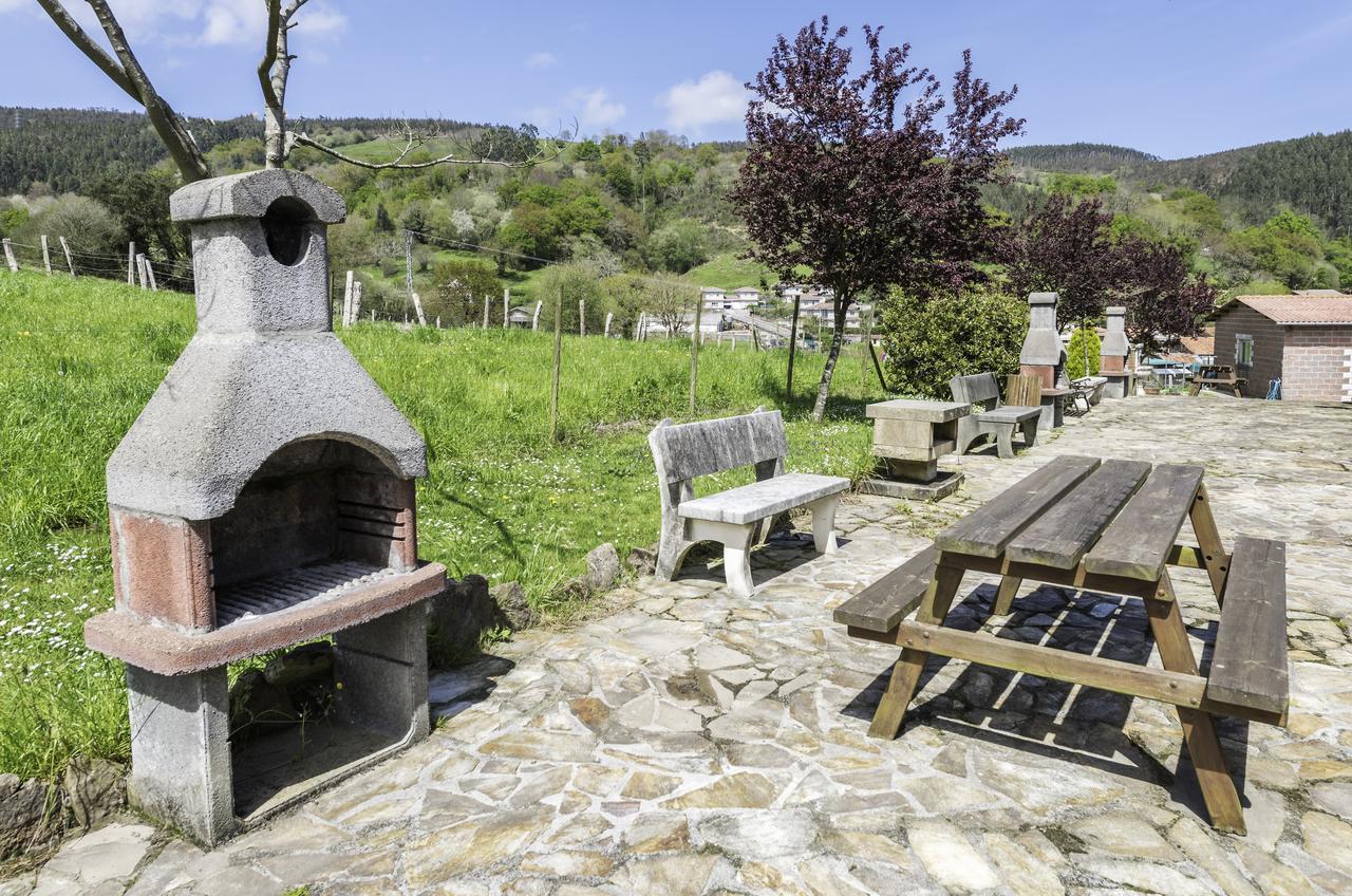 Casa Madrazo Con Piscina Y Parrillas Praves Eksteriør billede